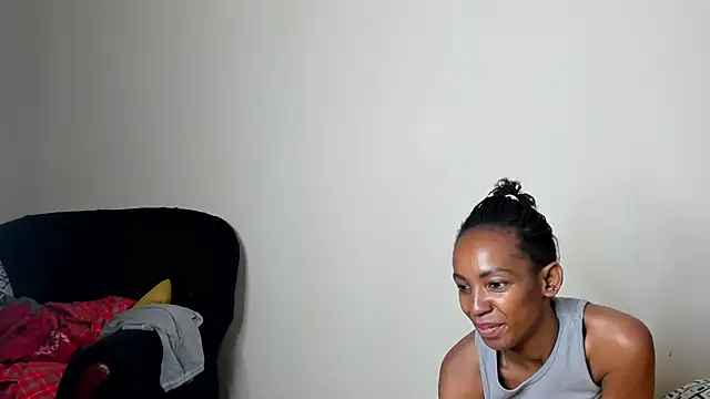 online web cam sex Dynasty Smiles