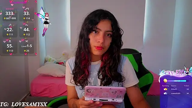 Lovelyamyy webcam