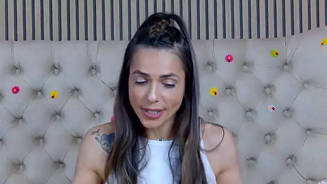 PlayfulShow webcam