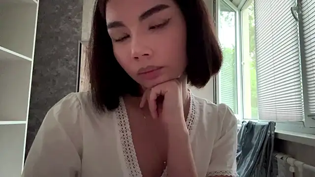 MarylnMonnier webcam