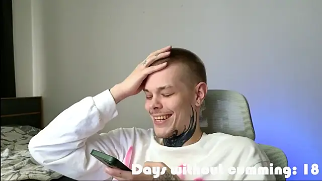 DENIS_HERE webcam