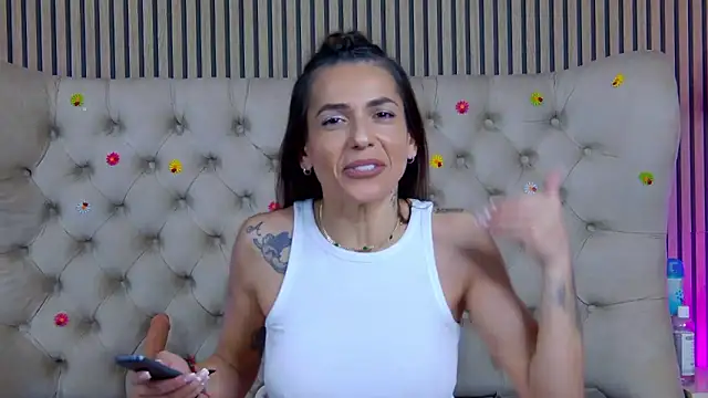 PlayfulShow webcam