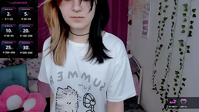 Alexa_Lexi_ webcam