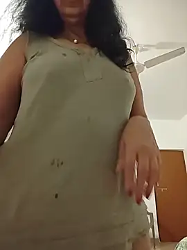 NakedMILFx webcam