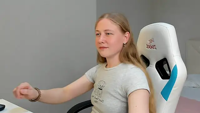 Olivia_Iv webcam