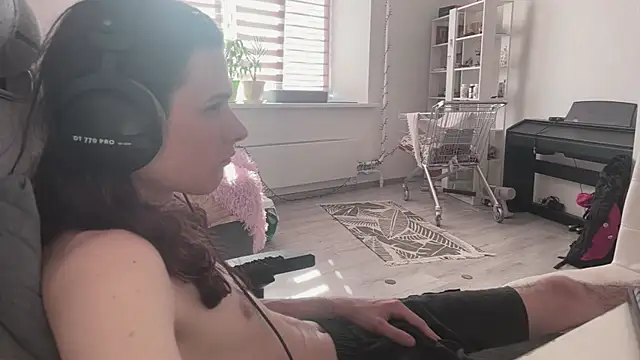 CandyChell webcam