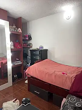 MariamGray1 webcam
