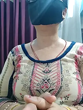 Aishwaryaa_69 webcam