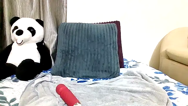 Queenhimanshi webcam