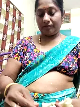 yamini1431 webcam