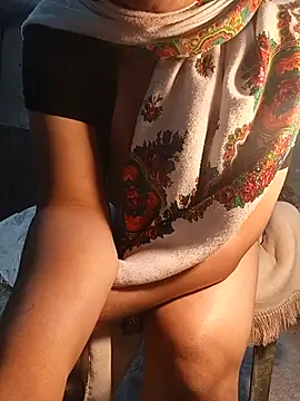 Melekyaraksever2545 webcam