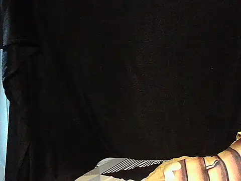 Huntrix2025 webcam