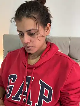 RachelWeisz_ webcam