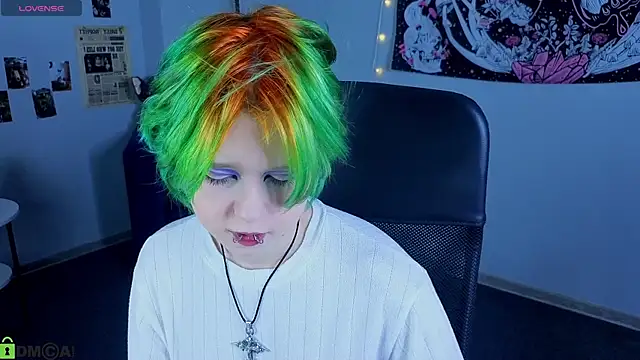 LittleKittenStar webcam