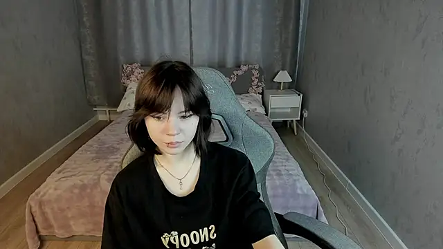 Loly_Cuttie webcam