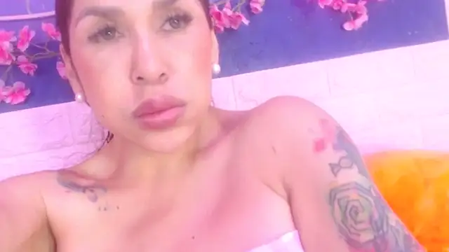 JakelineKitty webcam