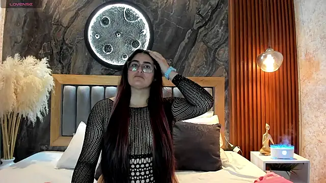 BellaPeers_ webcam