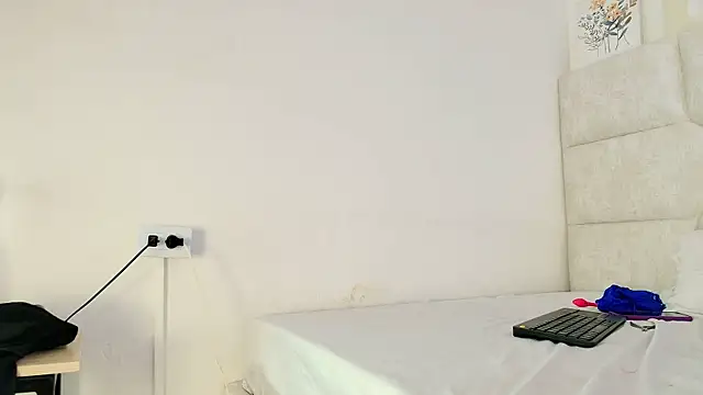 elizawiliamst webcam