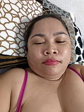Sweetlorie_83 webcam