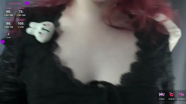 TeenaYerke webcam