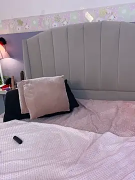 Lolagolden1 webcam
