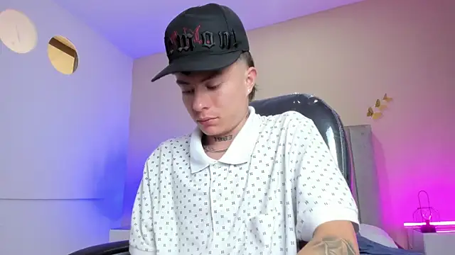 Nascary_Fox webcam
