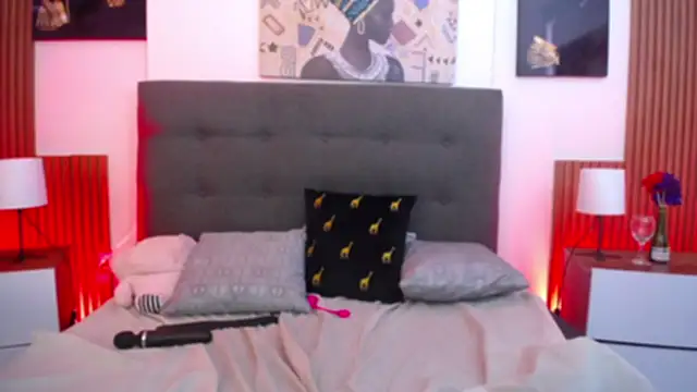 milfsecret69 webcam