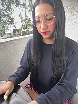 Daniela_Pink webcam