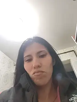 Annitarogers_ webcam