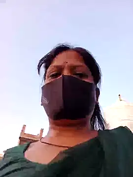 Mona_darling21 webcam
