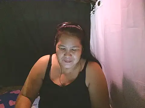 milagrose_rose webcam