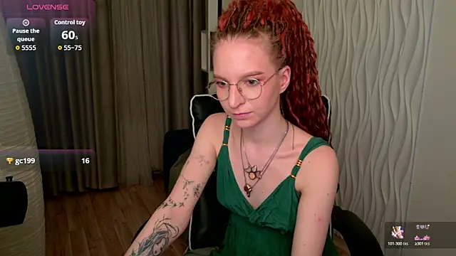 VioletShine webcam