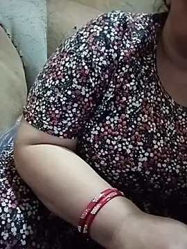 Simran_008 webcam