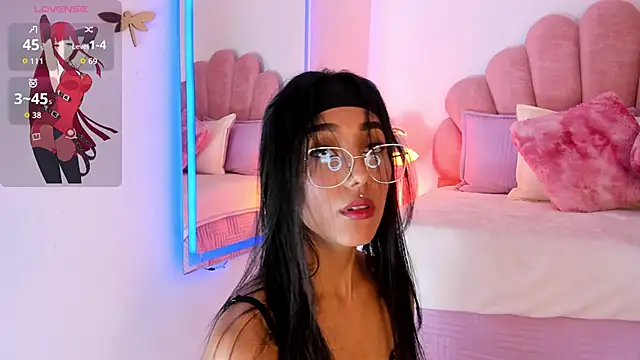 LunaVelour13 webcam