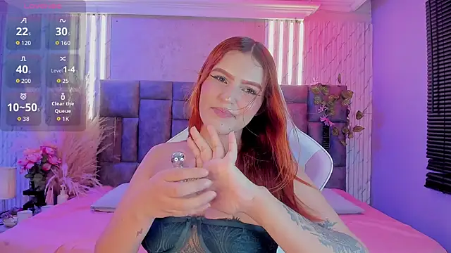 ZharaRousse webcam