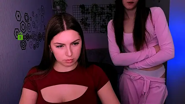 amalialowell webcam