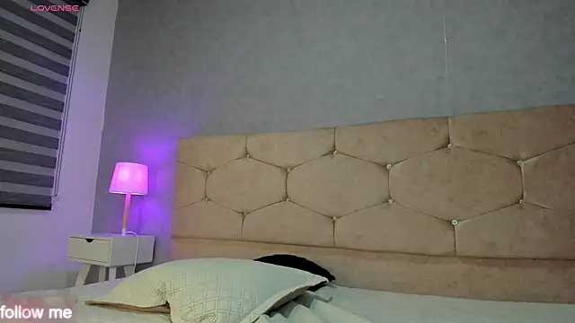 Viioletcollins webcam