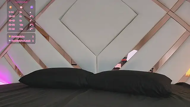 Noa_butterfly_ webcam