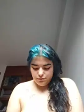 Leeyla_blade webcam