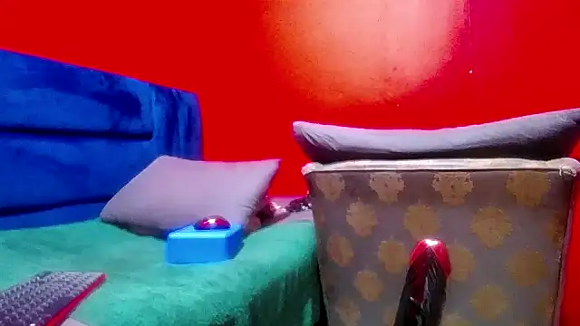 Lelety79 webcam