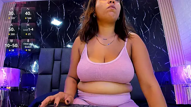 BustyGlow webcam