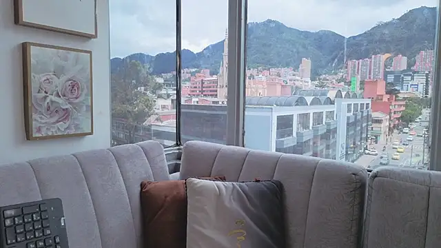 Ivanna_West webcam