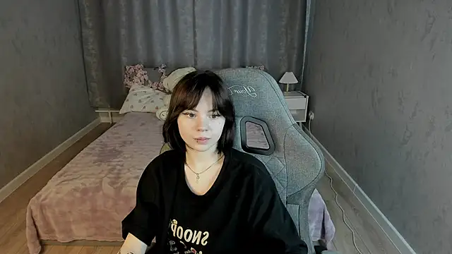 Loly_Cuttie webcam