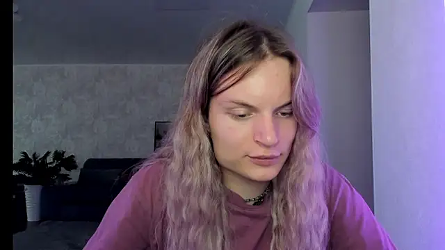 milliKira006 webcam