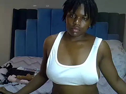 melanin_moon webcam