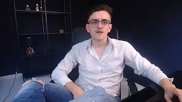 felixstarkk (M young) - Spoil The Stud