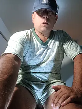 chicoguapo8 webcam