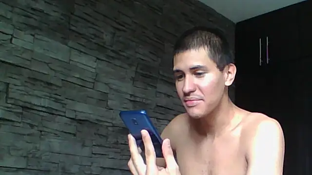 Sexylatin64 webcam