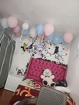 Kitty_Melodi webcam