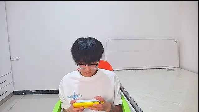 KK-cuteboy webcam